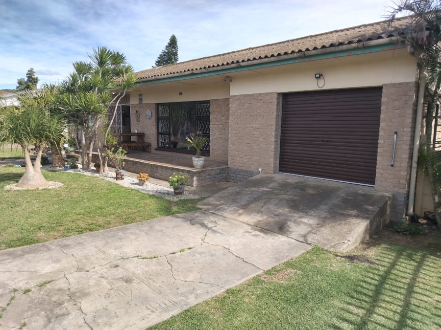 4 Bedroom Property for Sale in Heuwelkruin Eastern Cape